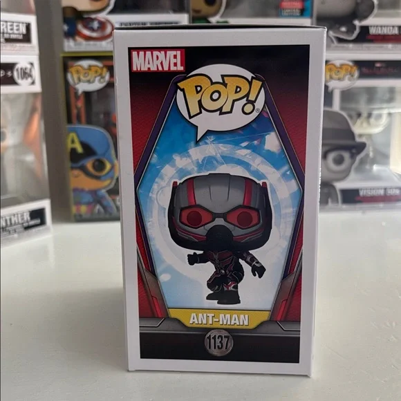 Funko Pop! Ant-Man Vinyl Figure #1137 - Picture 3 of 7